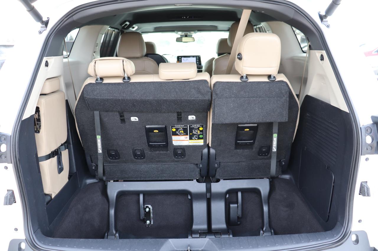 2024 Toyota Sienna XLE HYBRID 8 PASSENGER NO ACCIDENTS TAN LEATHER Photo