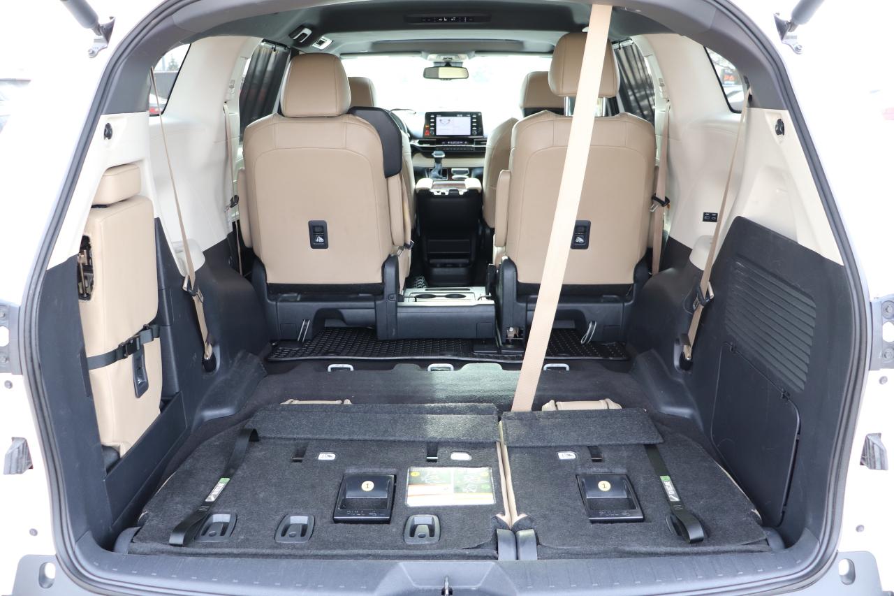 2024 Toyota Sienna XLE HYBRID 8 PASSENGER NO ACCIDENTS TAN LEATHER Photo