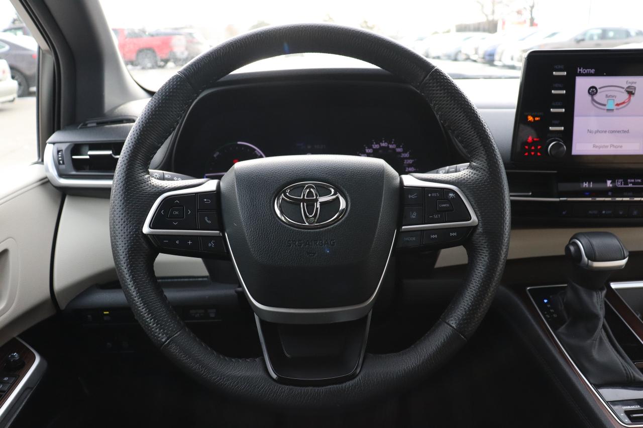 2024 Toyota Sienna XLE HYBRID 8 PASSENGER NO ACCIDENTS TAN LEATHER Photo
