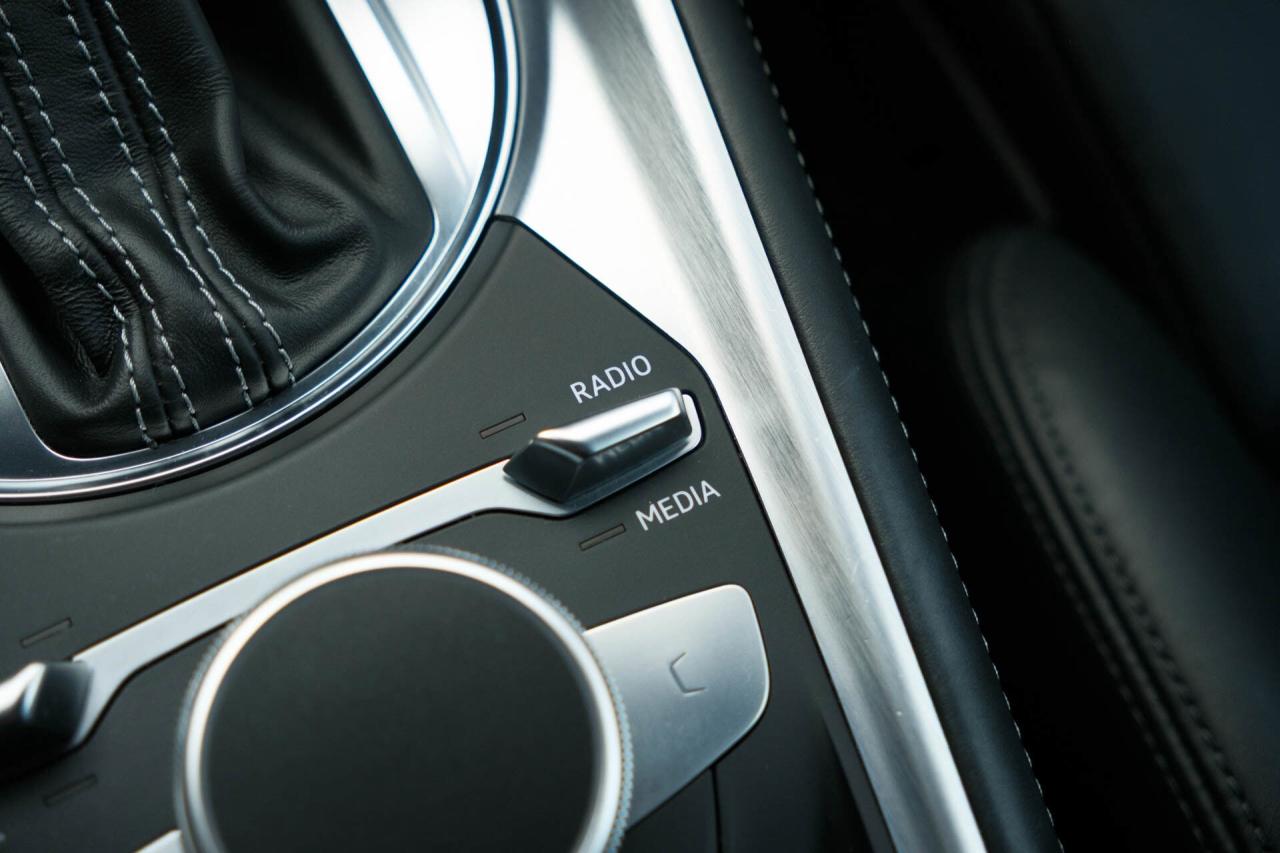 2018 Audi TT 2.0T Coupe quattro   S Line Photo