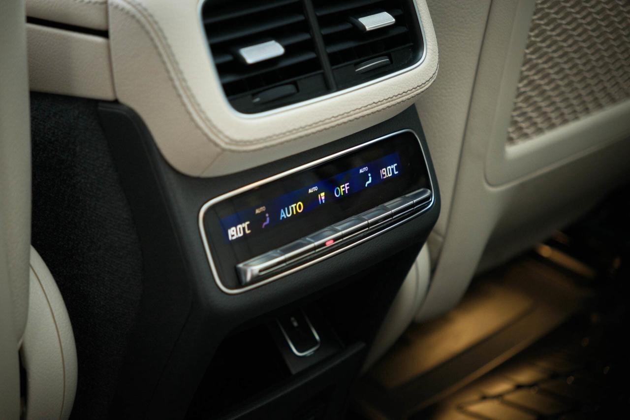 2020 Mercedes-Benz GLS-Class GLS450 4MATIC   AMG   Intelligent Drive Photo