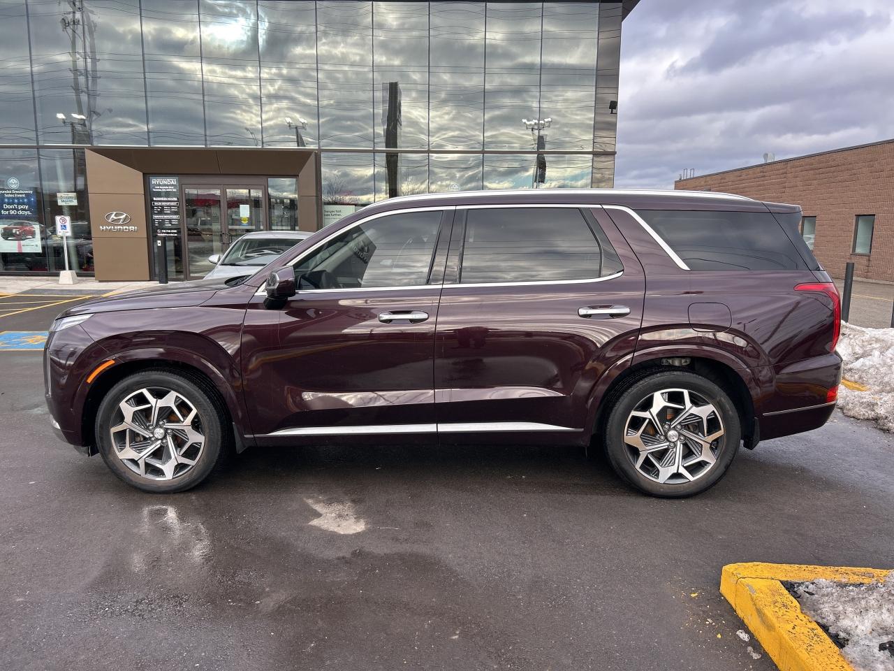 2022 Hyundai PALISADE Ultimate Calligraphy AWD   Starting from 5.29% OAC Photo