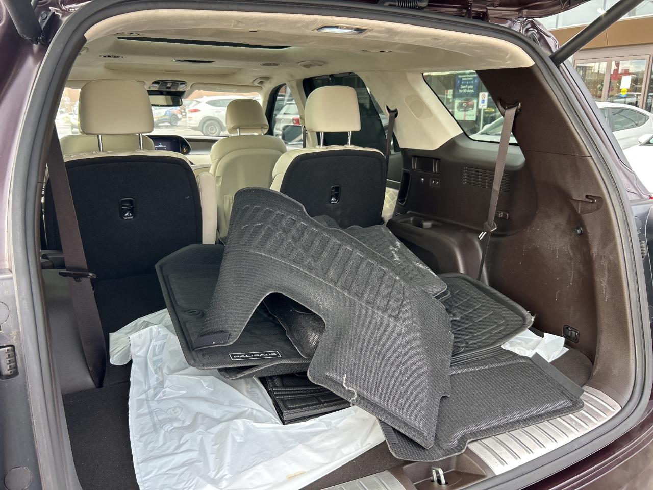 2022 Hyundai PALISADE Ultimate Calligraphy AWD   Starting from 5.29% OAC Photo