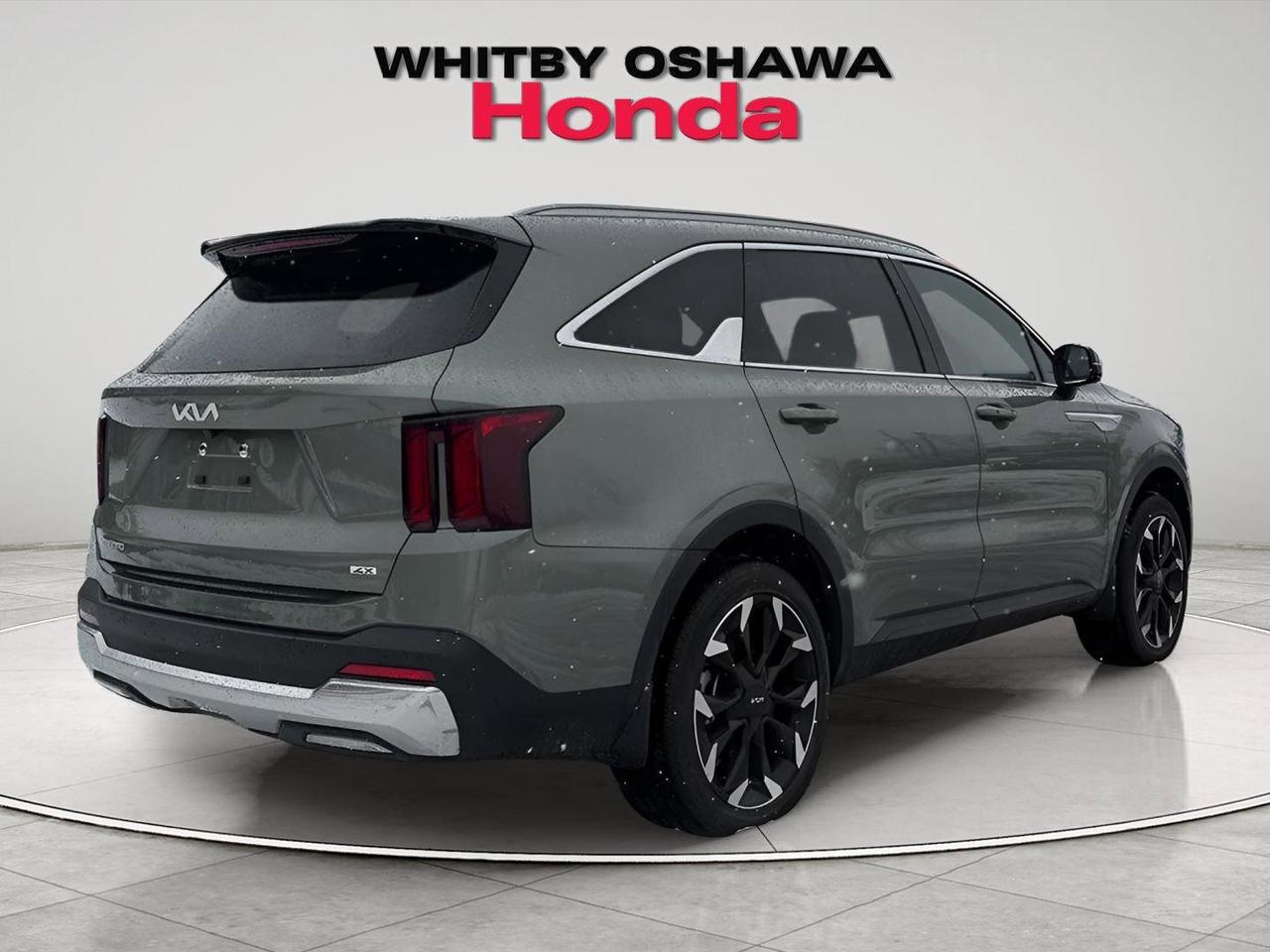 2025 Kia Sorento EX Photo4