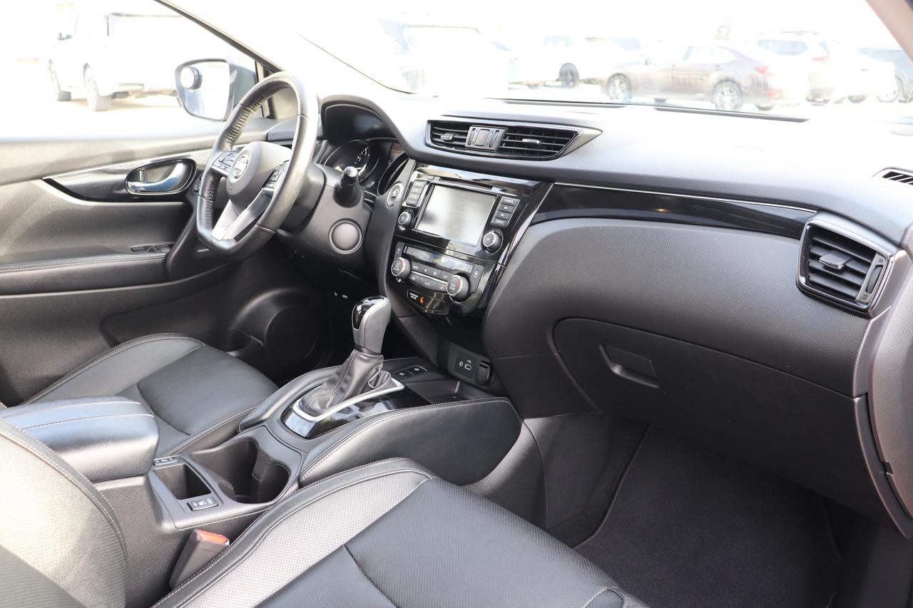 2019 Nissan Qashqai SL AWD SUPER LOW KMS REMOTE START BLND SPT HTD STS Photo