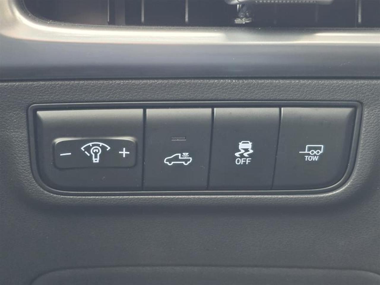 2025 Hyundai Santa Cruz XRT AWD Photo