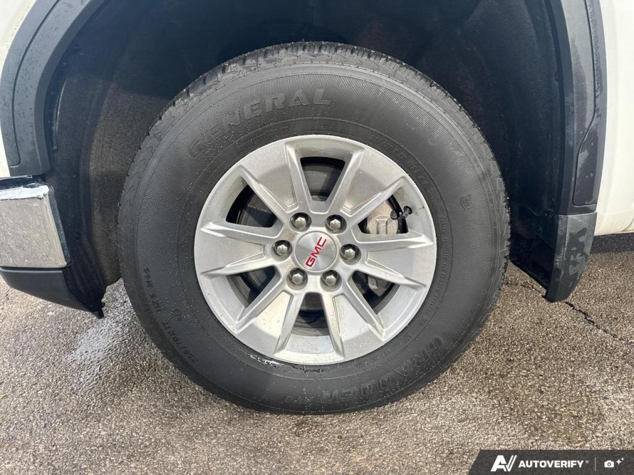 2023 GMC Sierra 1500 Pro   4X4   LONG BOX   LOW KM   5.3L V8 Photo