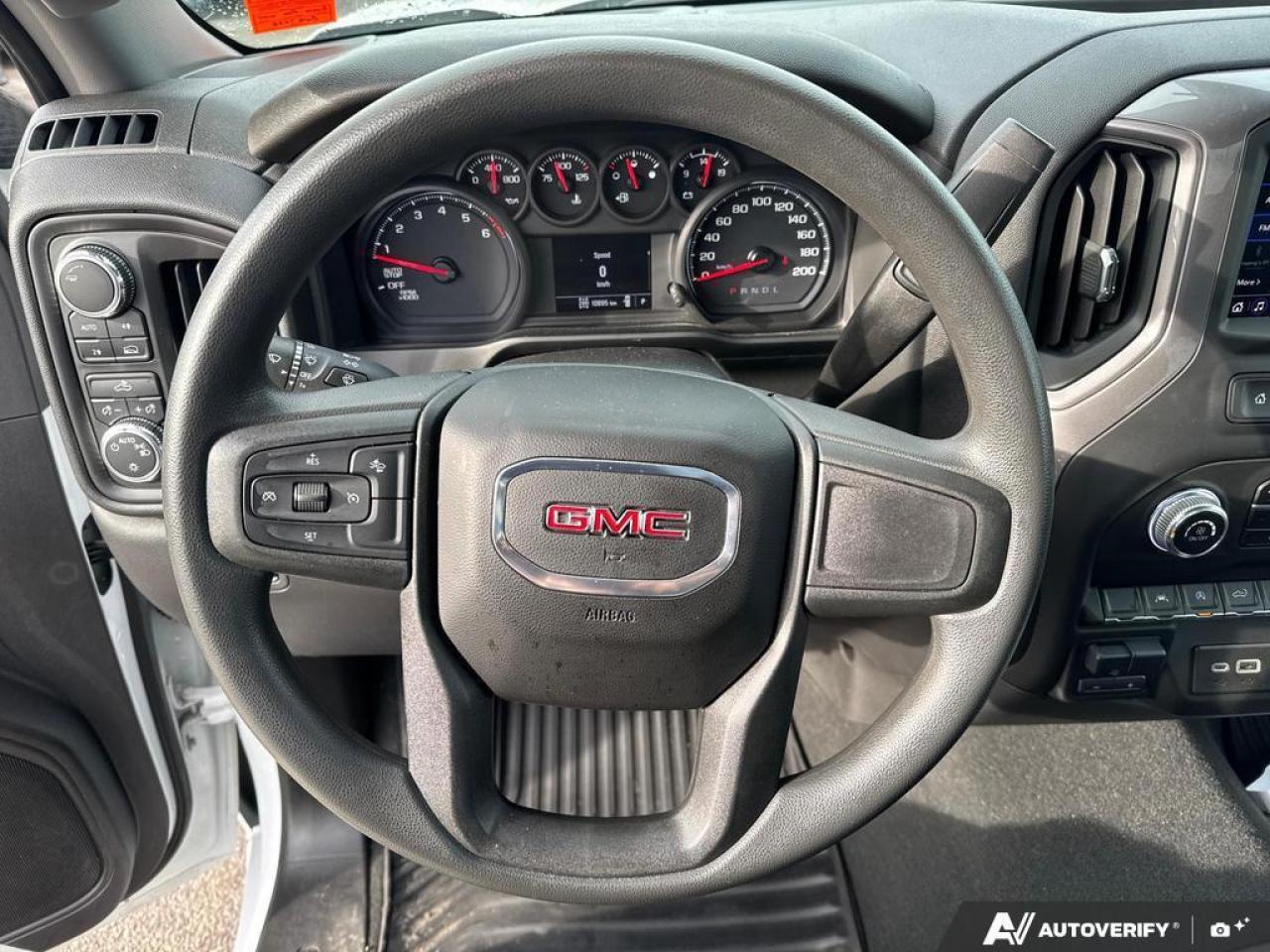 2023 GMC Sierra 1500 Pro   4X4   LONG BOX   LOW KM   5.3L V8 Photo