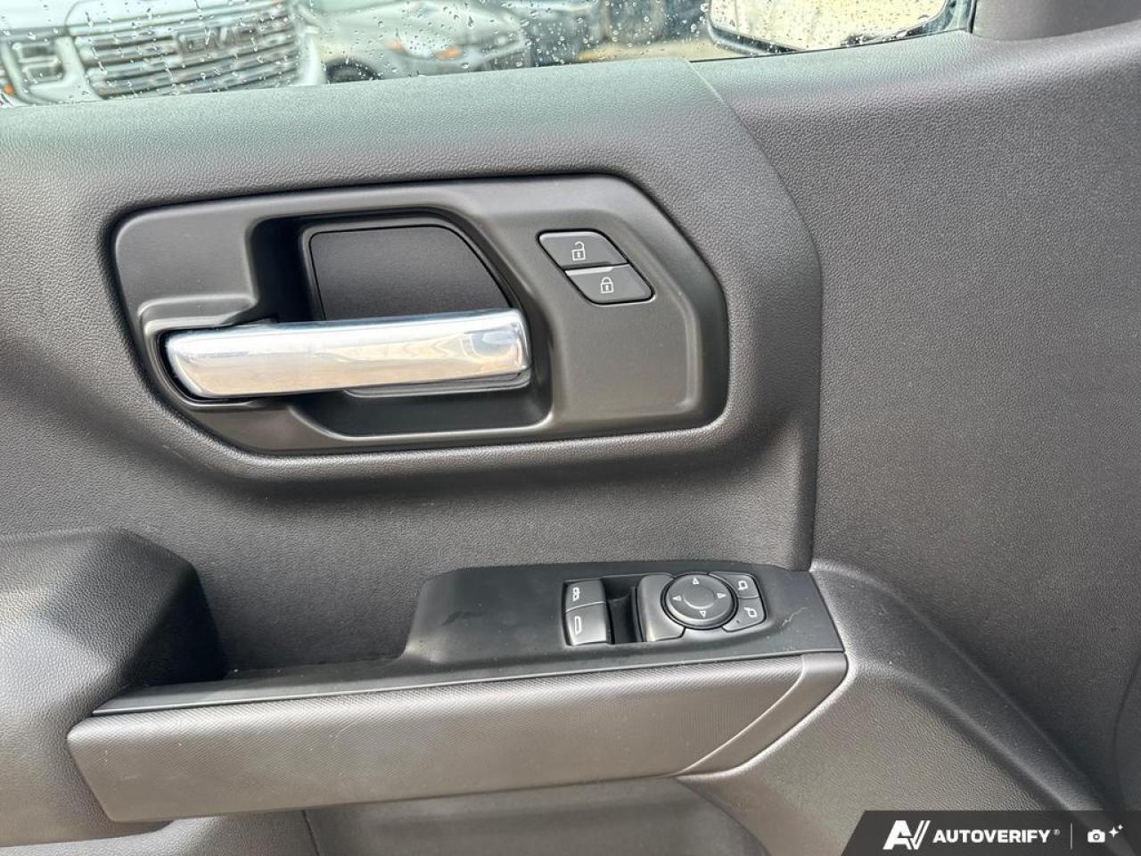 2023 GMC Sierra 1500 Pro   4X4   LONG BOX   LOW KM   5.3L V8 Photo