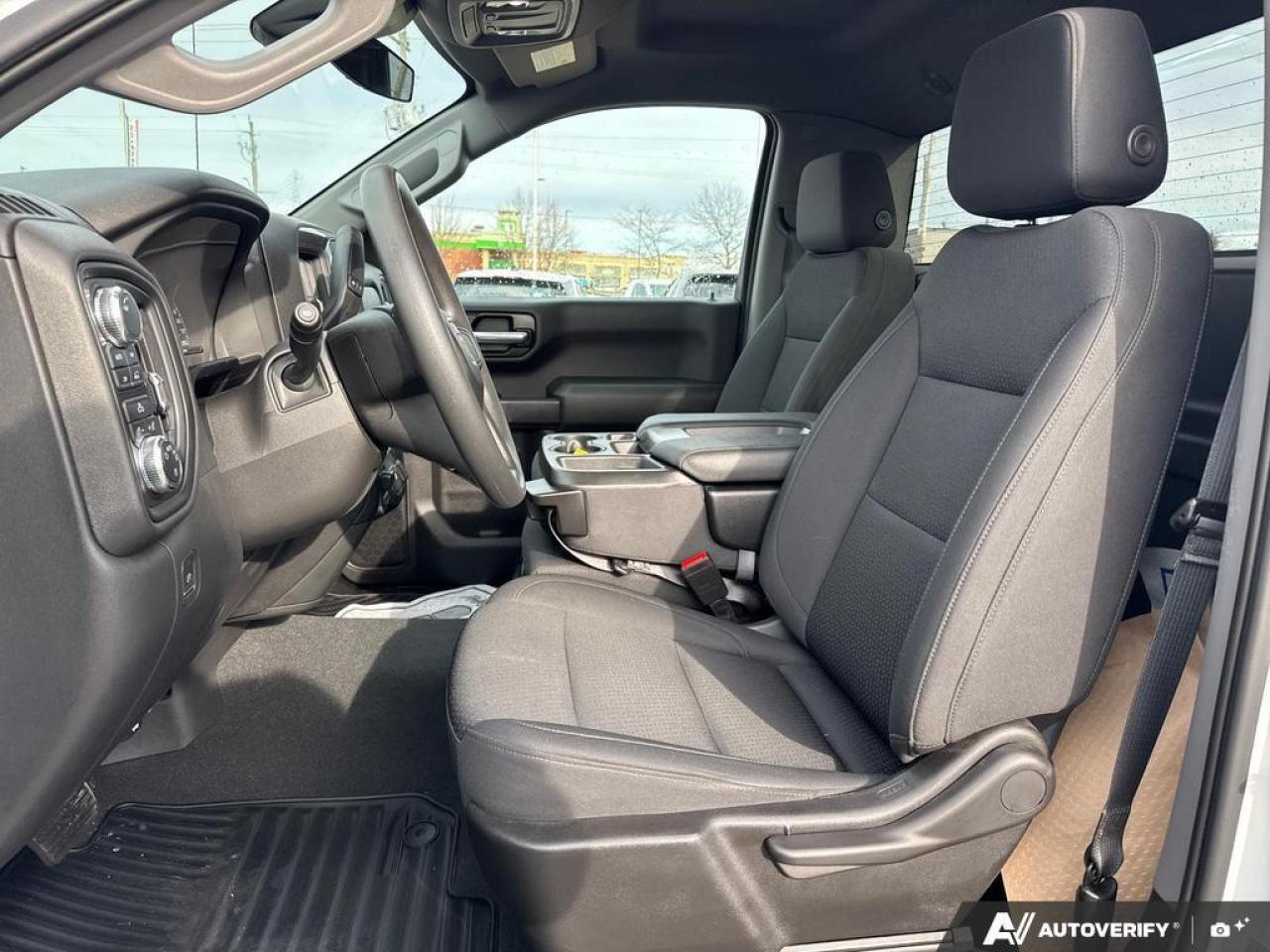 2023 GMC Sierra 1500 Pro   4X4   LONG BOX   LOW KM   5.3L V8 Photo