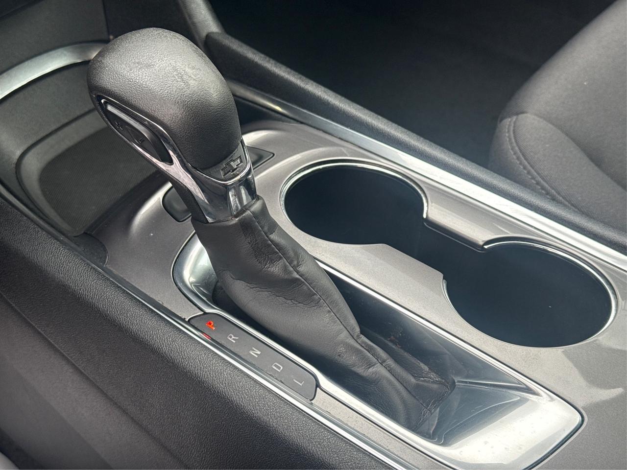 2021 Chevrolet Malibu HEATED SEATS REAR CAM MINT! WE FINANCE ALL CREDIT! Photo