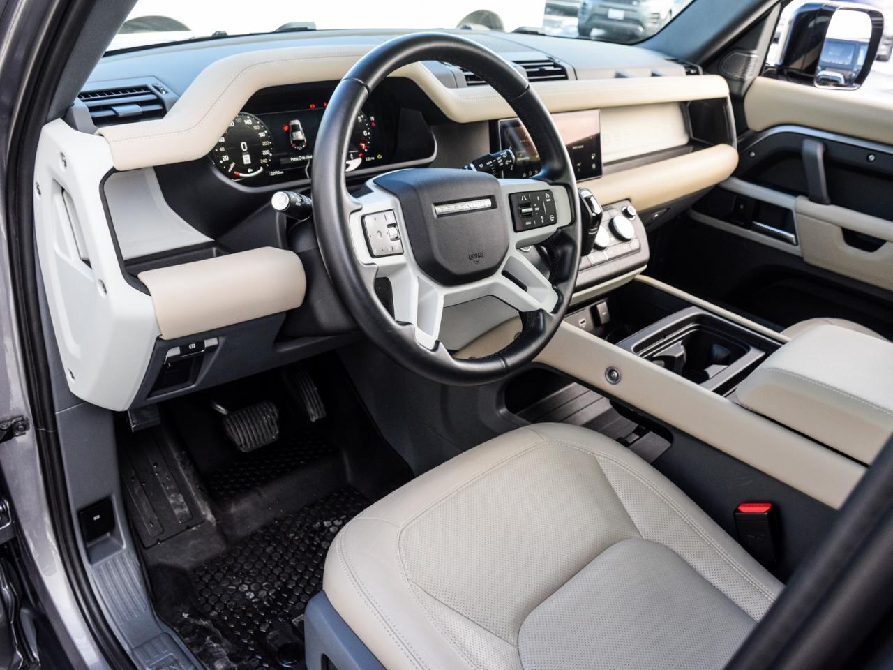 2024 Land Rover Defender /S/1 OWNER/DLR LOW KMS/DLR SERVICE HISTORY Photo