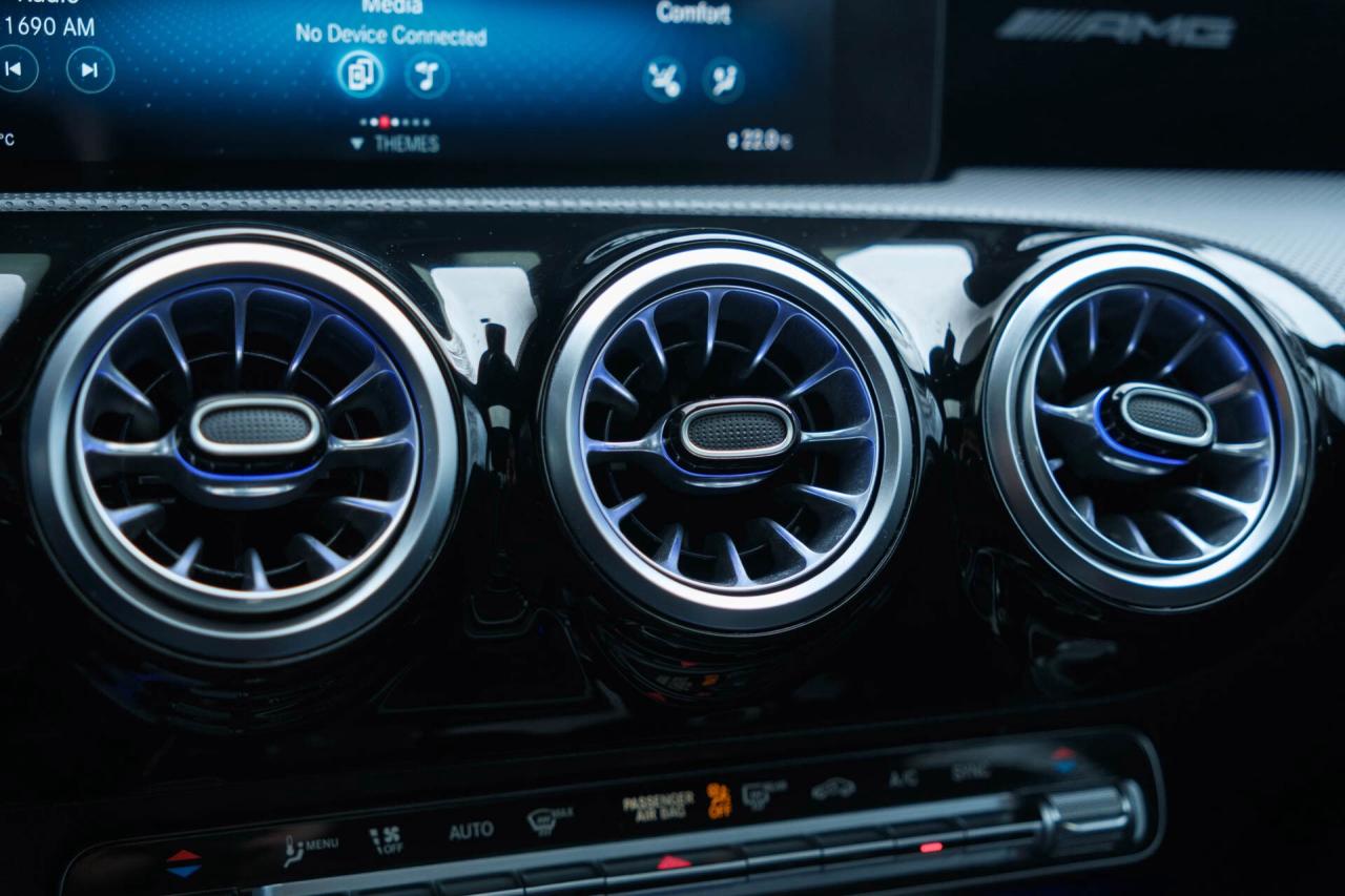 2022 Mercedes-Benz A-Class A 35 4MATIC   AMG Aero Photo