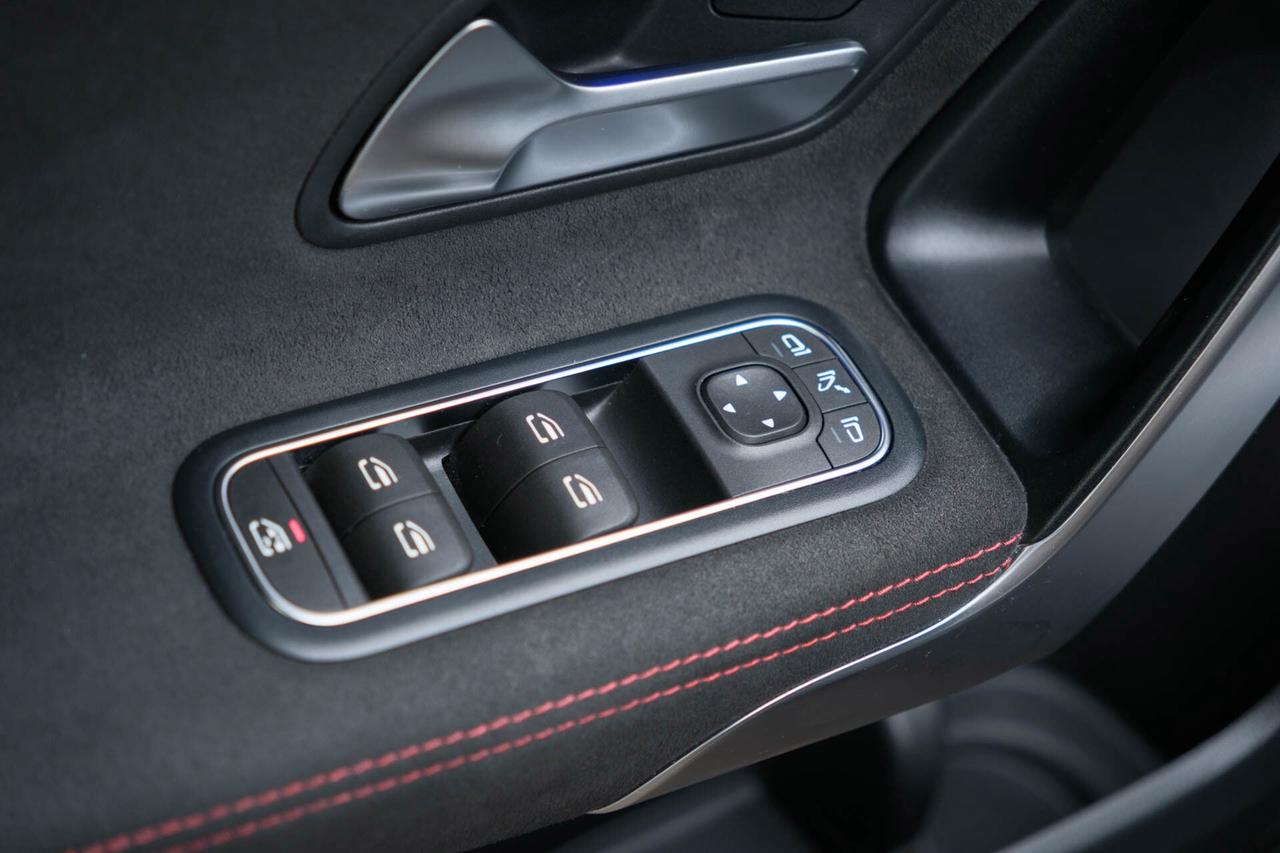 2022 Mercedes-Benz A-Class A 35 4MATIC   AMG Aero Photo