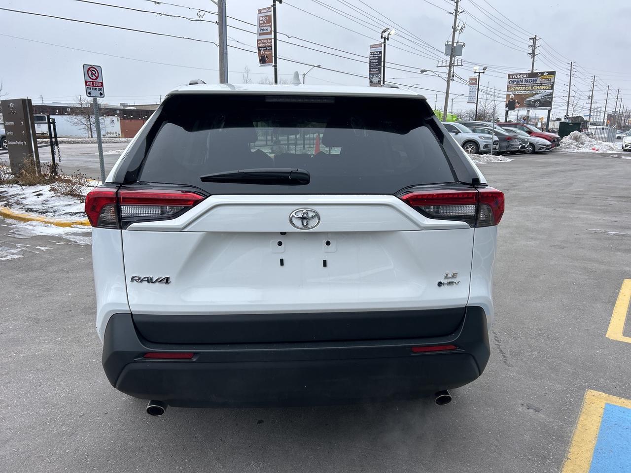 2025 Toyota RAV4 Hybrid LE AWD   CLEAN CARFAX   ONE OWNER Photo3