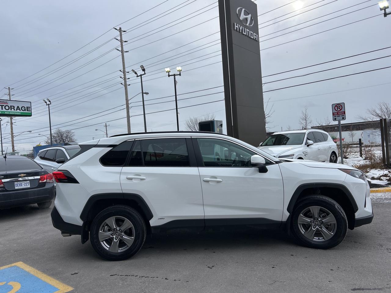 2025 Toyota RAV4 Hybrid LE AWD   CLEAN CARFAX   ONE OWNER Photo