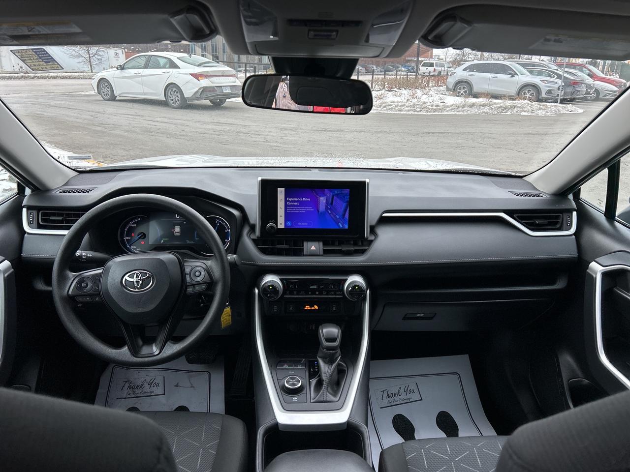 2025 Toyota RAV4 Hybrid LE AWD   CLEAN CARFAX   ONE OWNER Photo