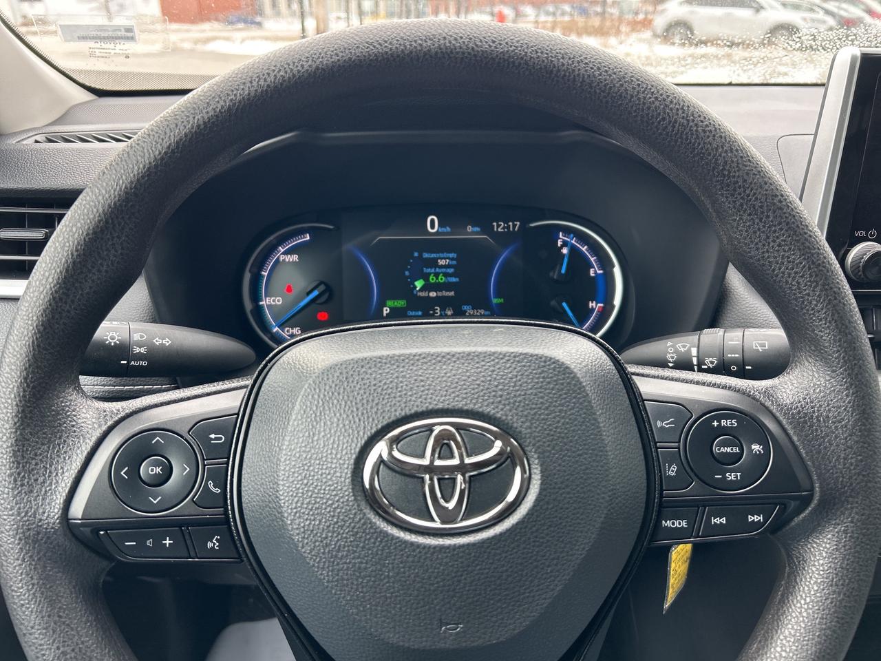 2025 Toyota RAV4 Hybrid LE AWD   CLEAN CARFAX   ONE OWNER Photo