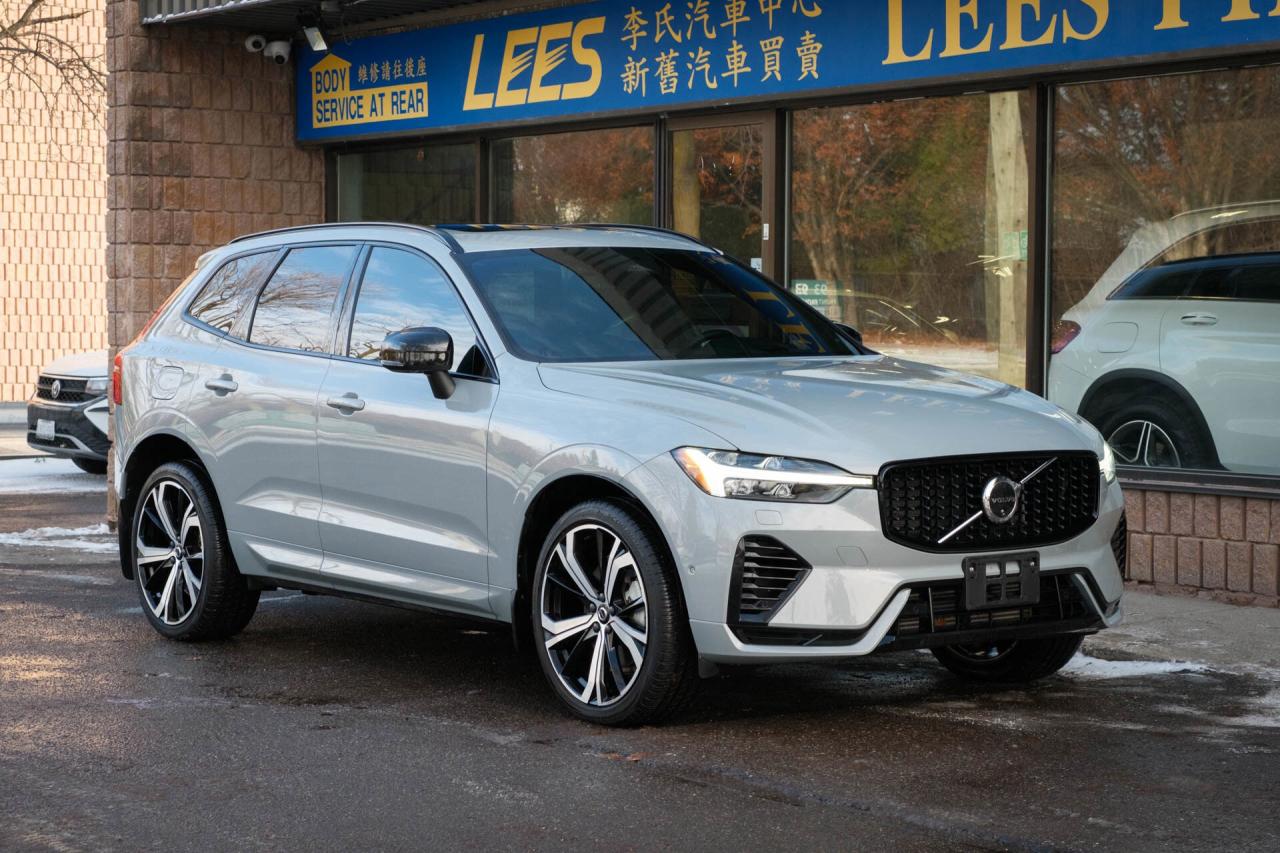 2024 Volvo XC60 Recharge T8 Ultimate Dark AWD Plug In Hybrid Photo0
