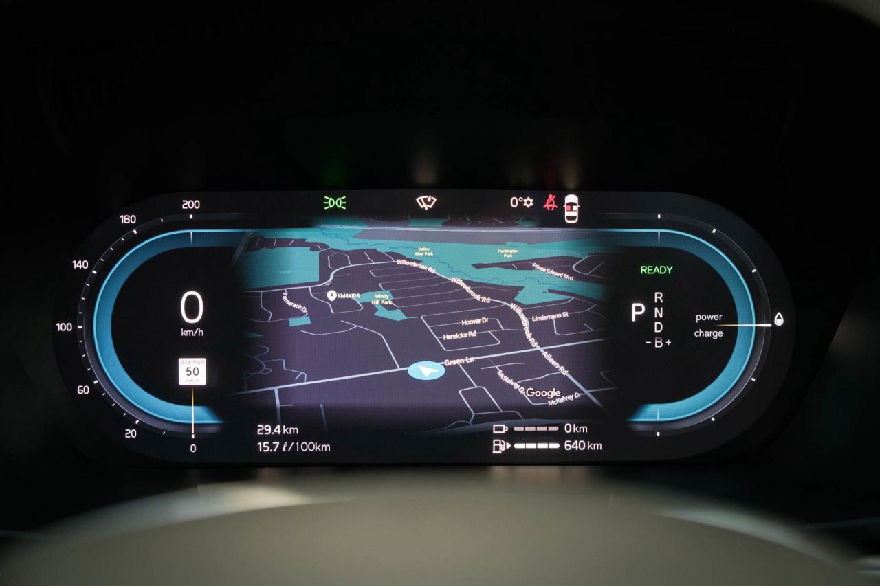 2024 Volvo XC60 Recharge T8 Ultimate Dark AWD Plug In Hybrid Photo