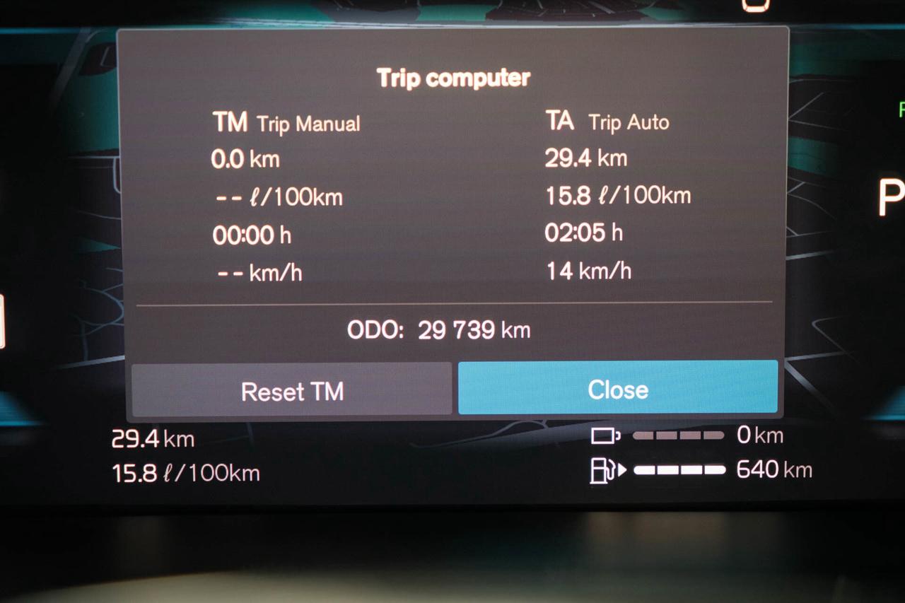 2024 Volvo XC60 Recharge T8 Ultimate Dark AWD Plug In Hybrid Photo