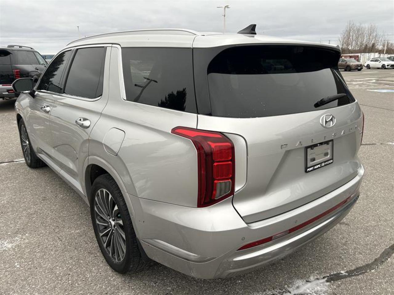 2023 Hyundai PALISADE AWD Ultimate Calligraphy 7P Photo