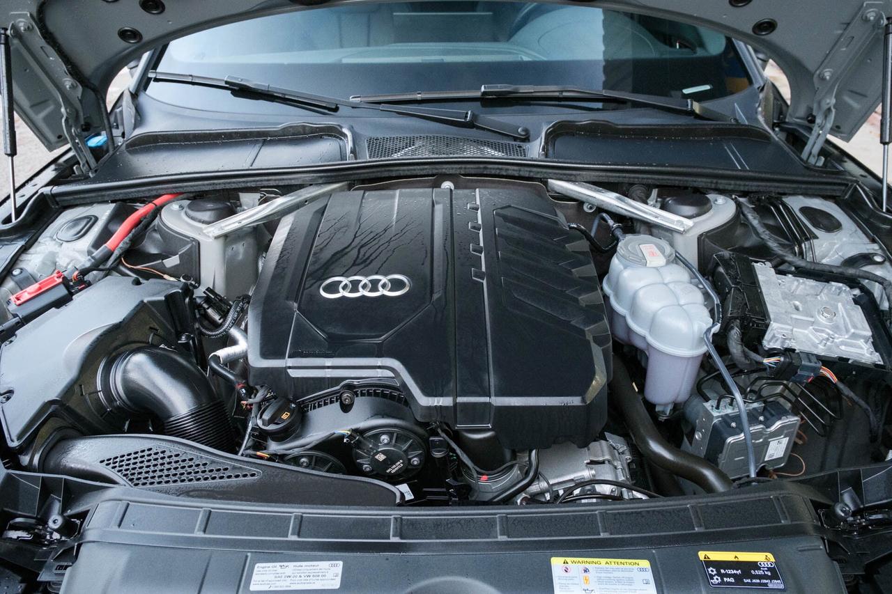 2022 Audi A5 Progressiv S Line Sportback   S Line   Black Editi Photo