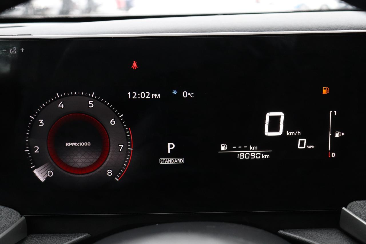 2025 Nissan Kicks SV 1 OWNER OFF LEASE NO ACCIDENTS CARPLAY HTD SEAT Photo