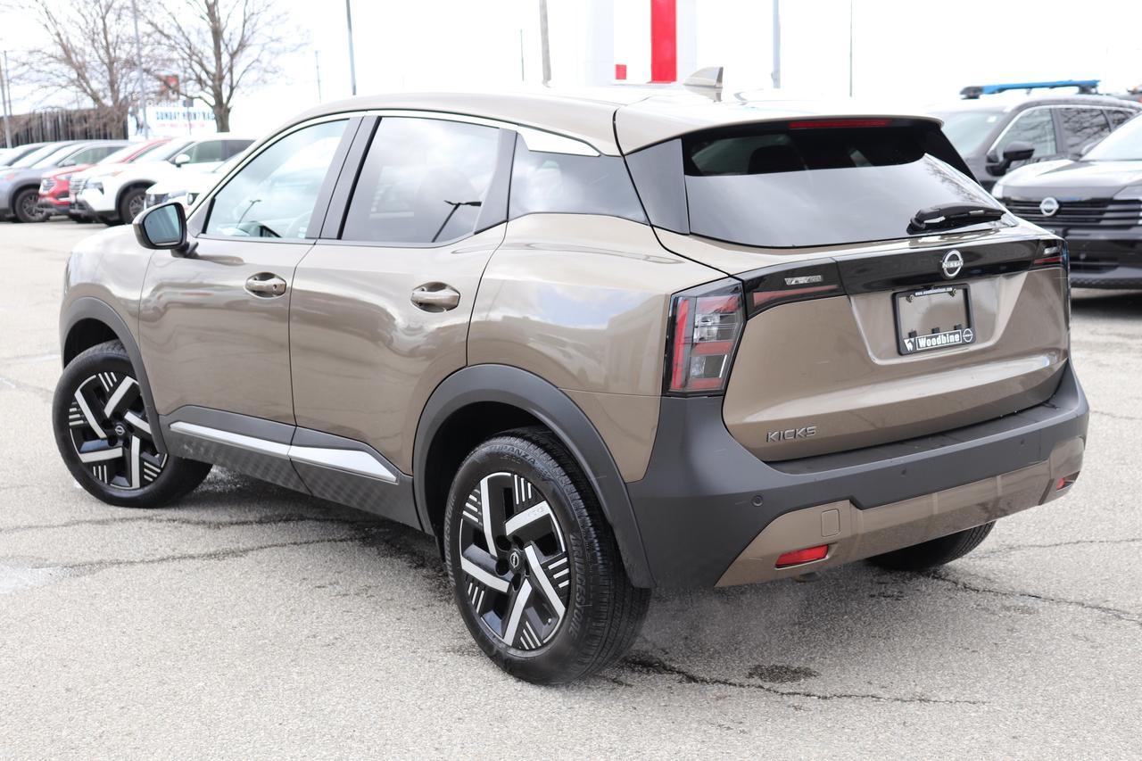 2025 Nissan Kicks SV 1 OWNER OFF LEASE NO ACCIDENTS CARPLAY HTD SEAT Photo
