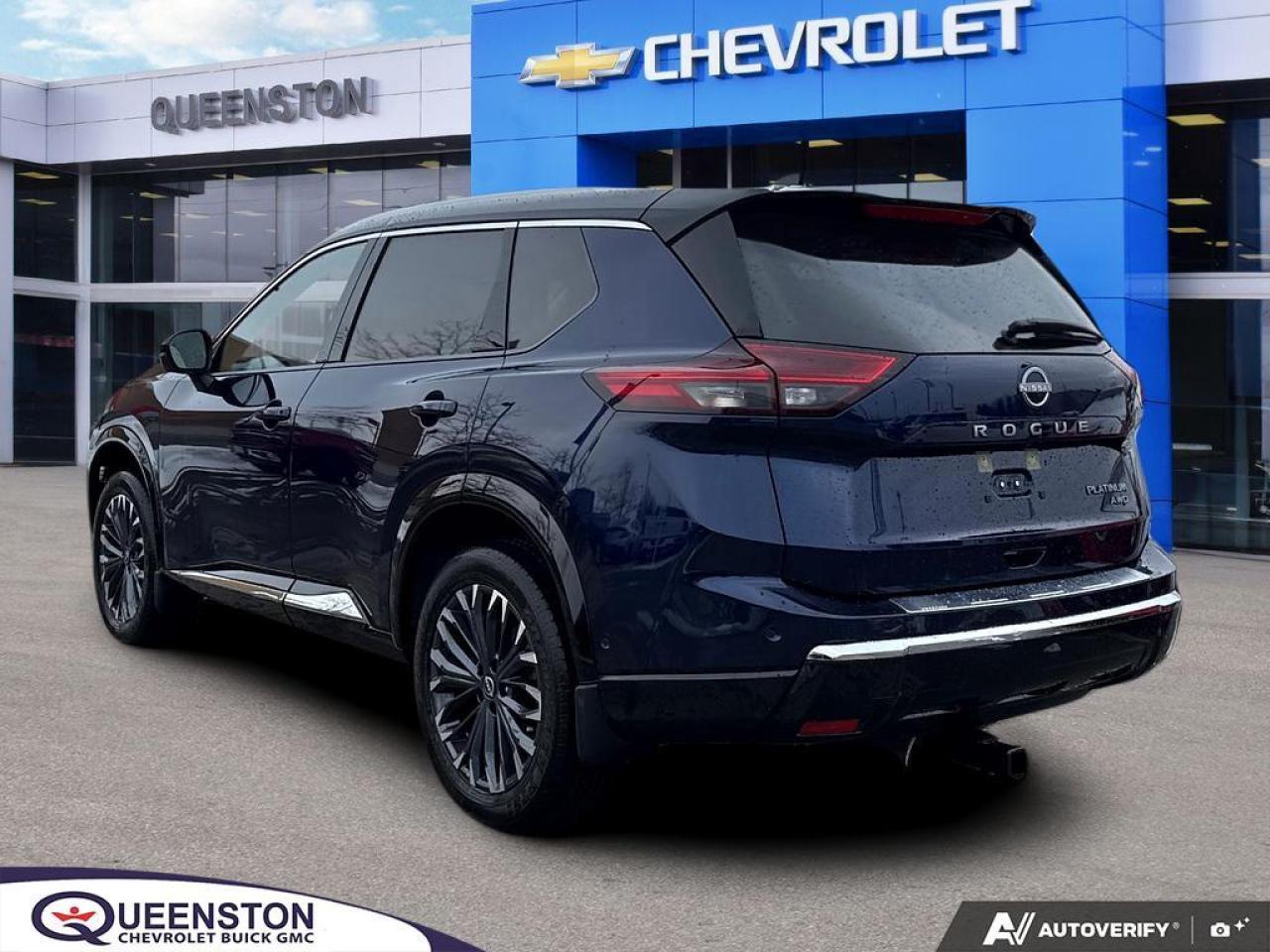 2025 Nissan Rogue Platinum AWD   PANO ROOF   LEATHER   LOW KMS Photo