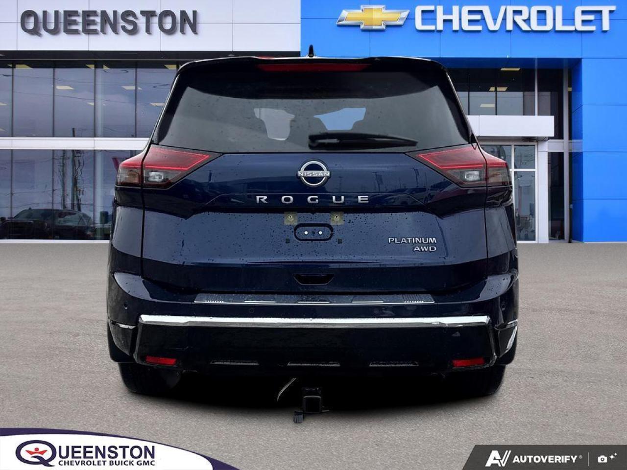 2025 Nissan Rogue Platinum AWD   PANO ROOF   LEATHER   LOW KMS Photo