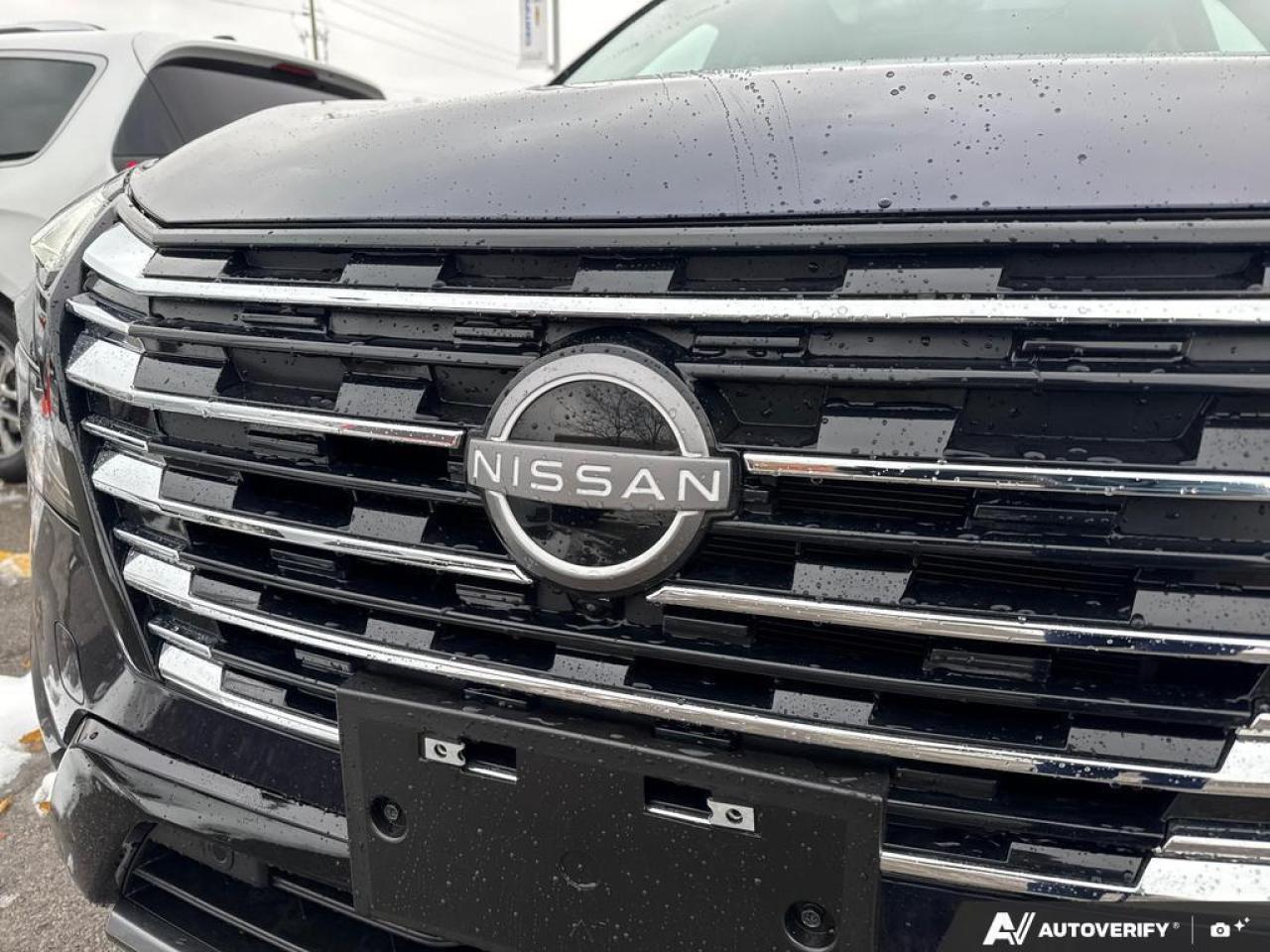 2025 Nissan Rogue Platinum AWD   PANO ROOF   LEATHER   LOW KMS Photo