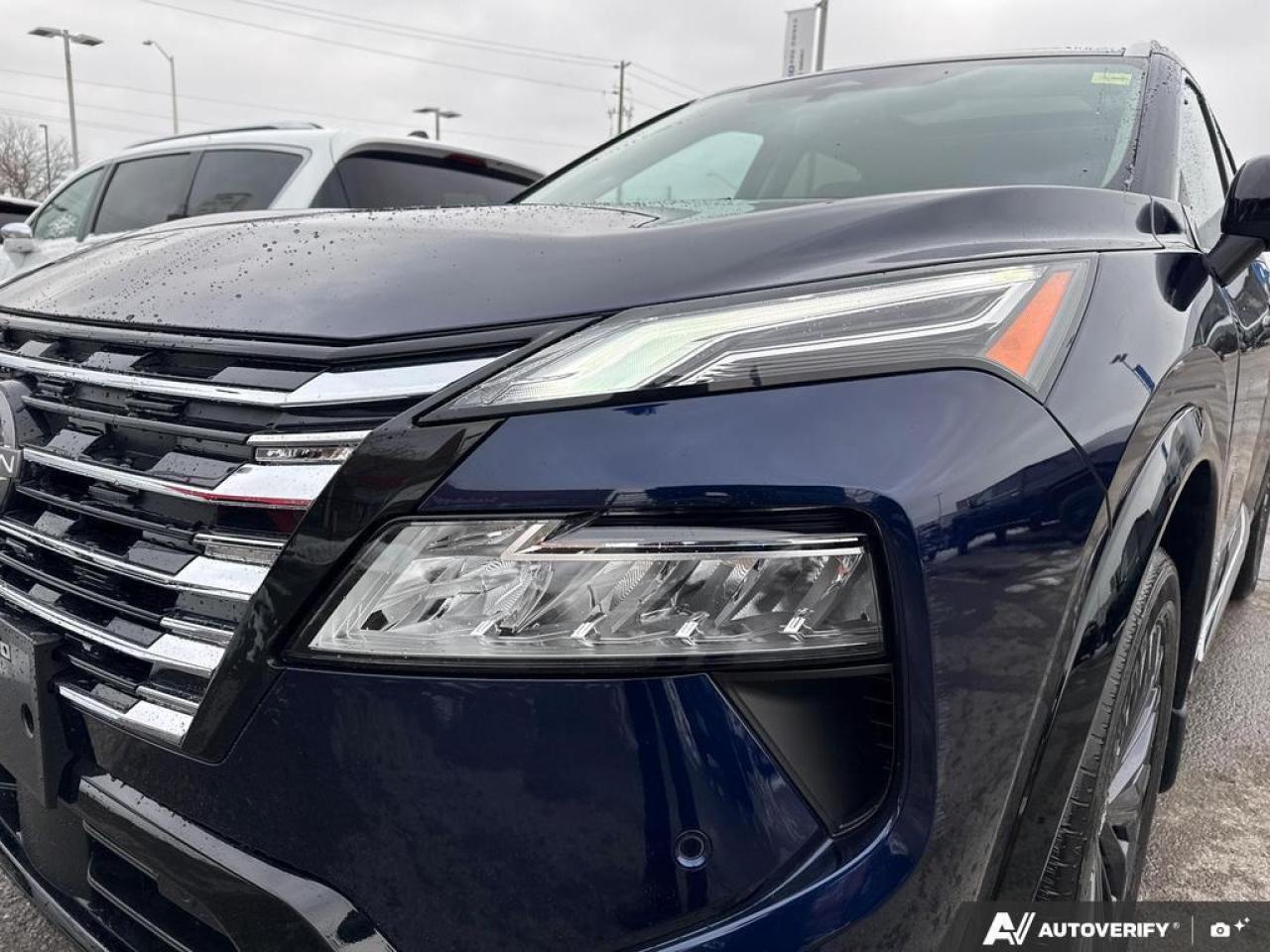 2025 Nissan Rogue Platinum AWD   PANO ROOF   LEATHER   LOW KMS Photo