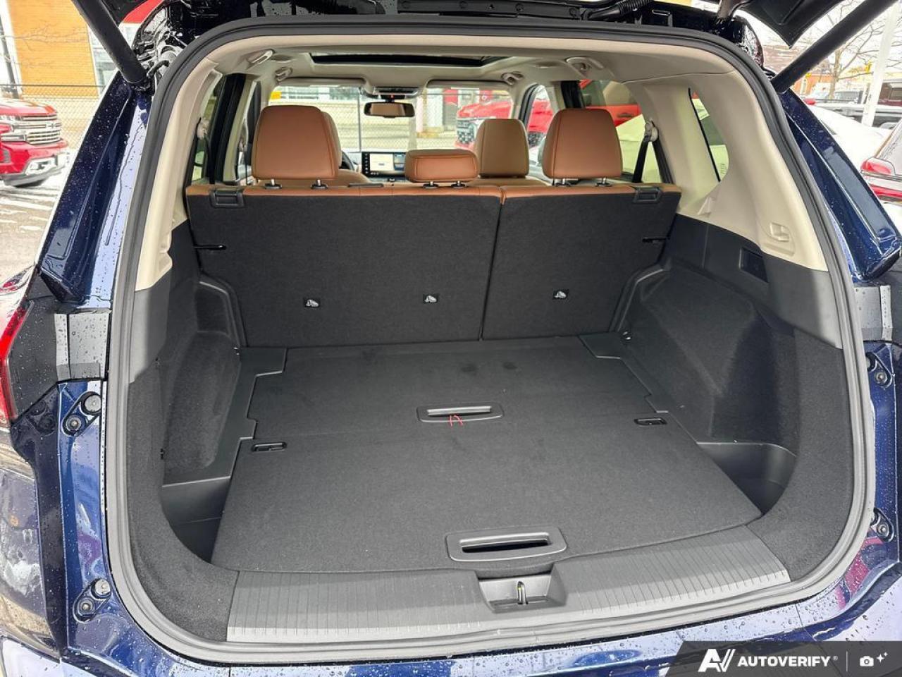 2025 Nissan Rogue Platinum AWD   PANO ROOF   LEATHER   LOW KMS Photo