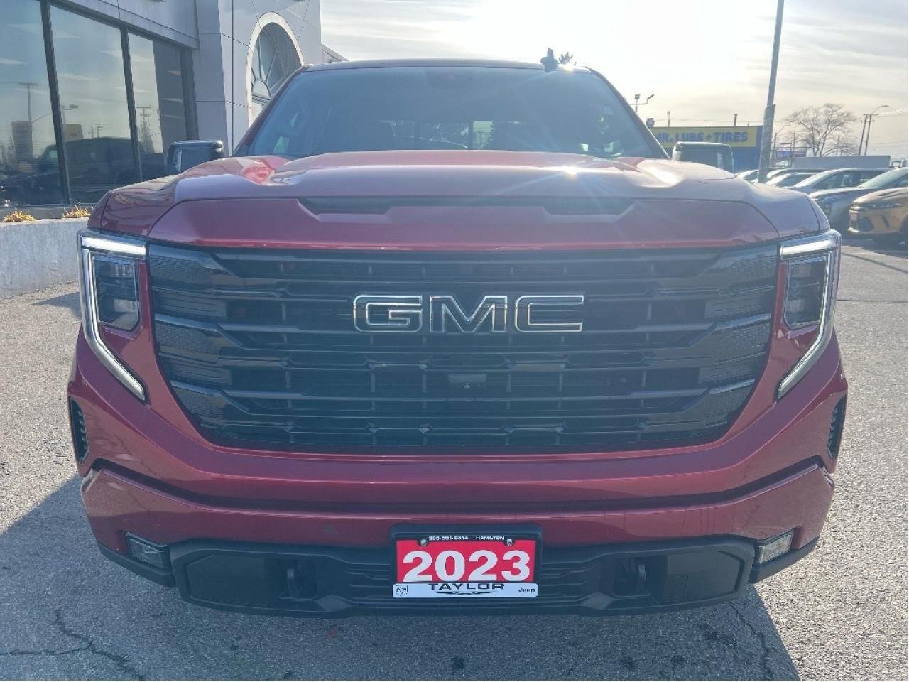 2023 GMC Sierra 1500 Elevation Crew 4x4 V8 *LTHR *SUN *X31 OFF ROAD Photo