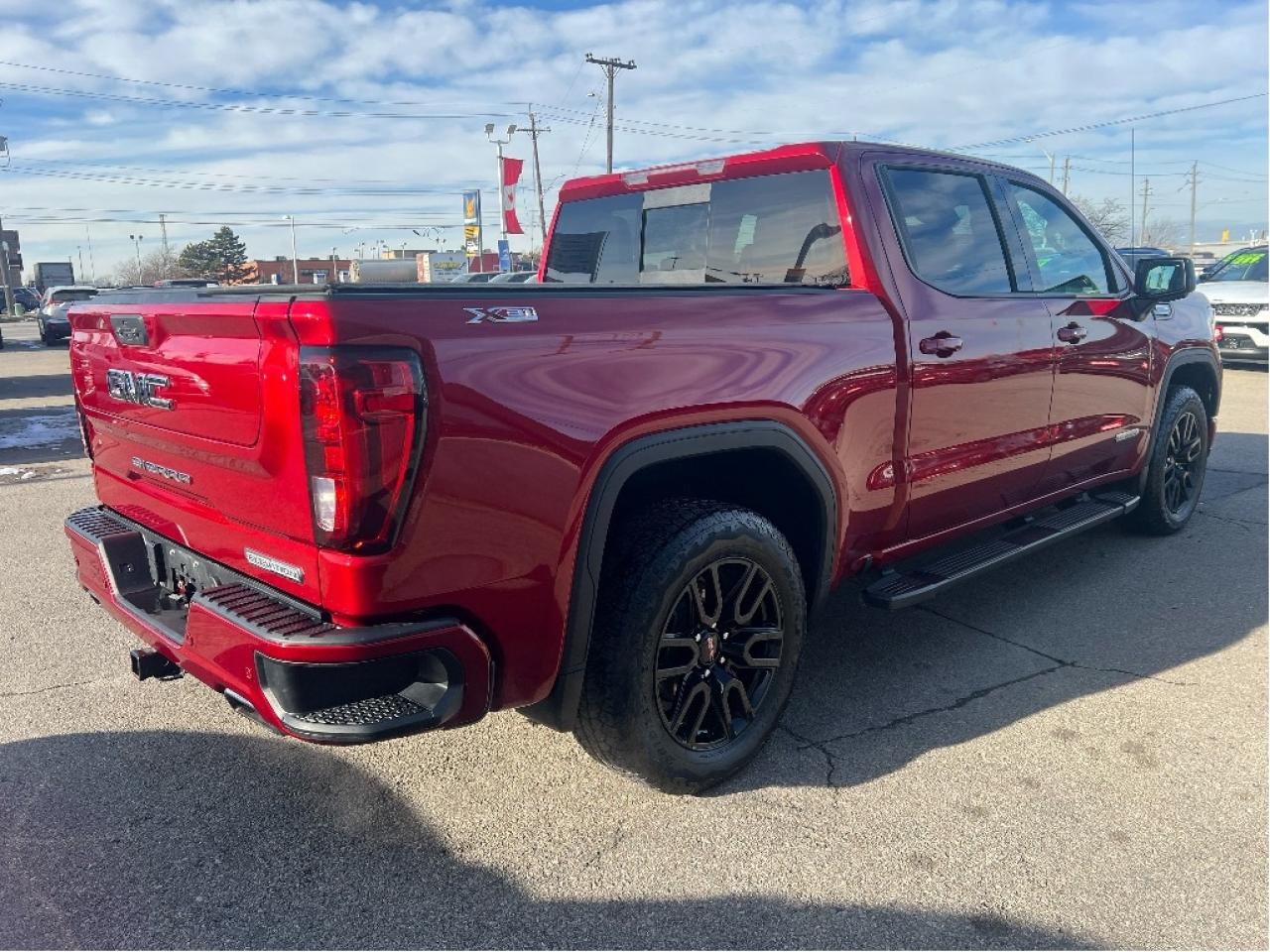 2023 GMC Sierra 1500 Elevation Crew 4x4 V8 *LTHR *SUN *X31 OFF ROAD Photo