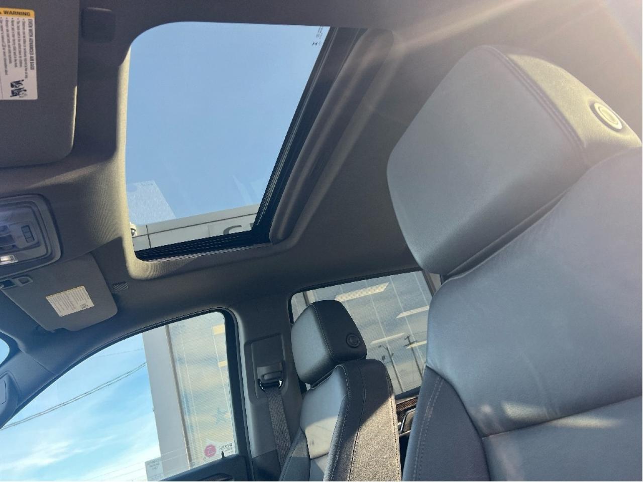 2023 GMC Sierra 1500 Elevation Crew 4x4 V8 *LTHR *SUN *X31 OFF ROAD Photo