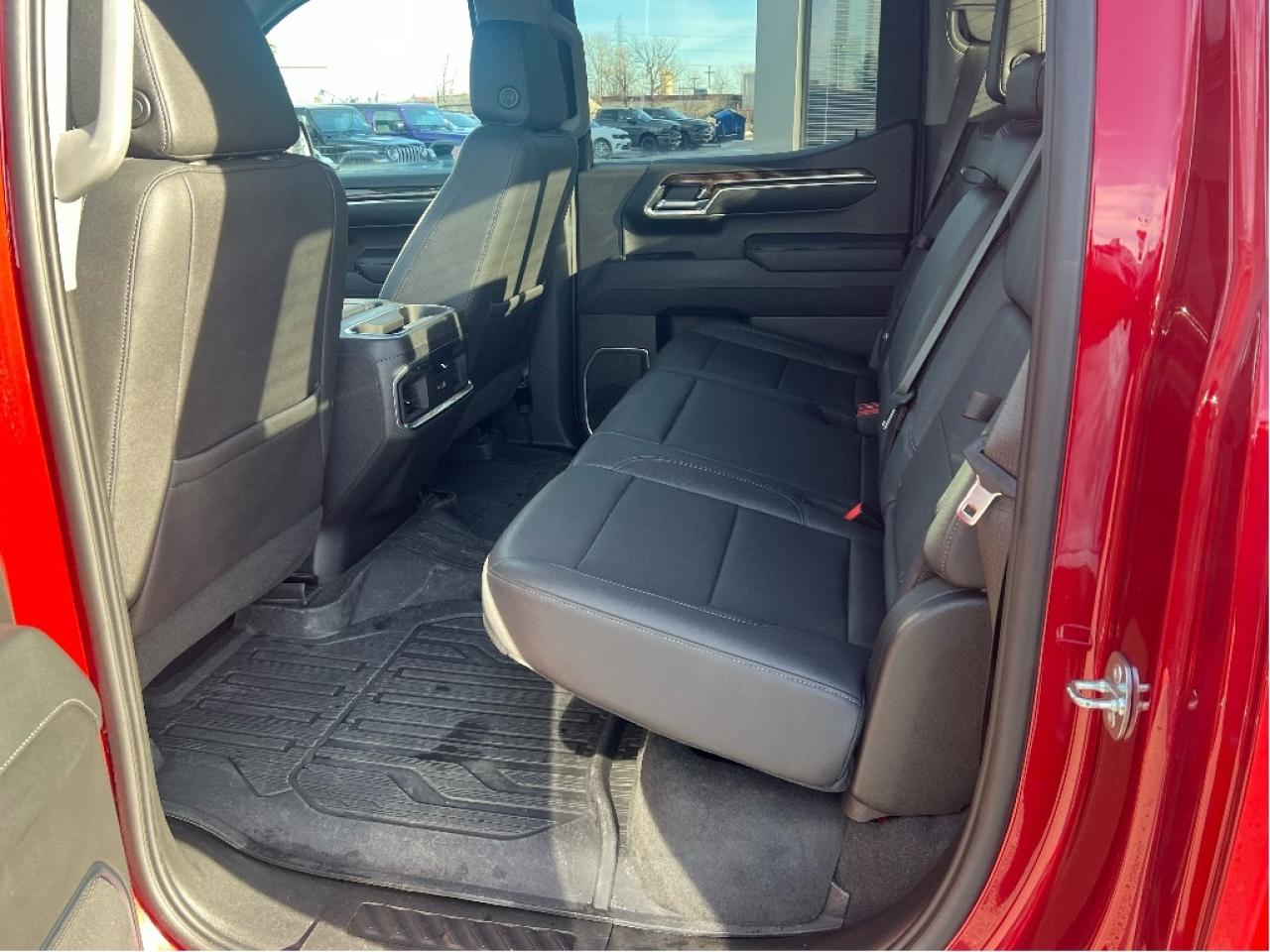 2023 GMC Sierra 1500 Elevation Crew 4x4 V8 *LTHR *SUN *X31 OFF ROAD Photo