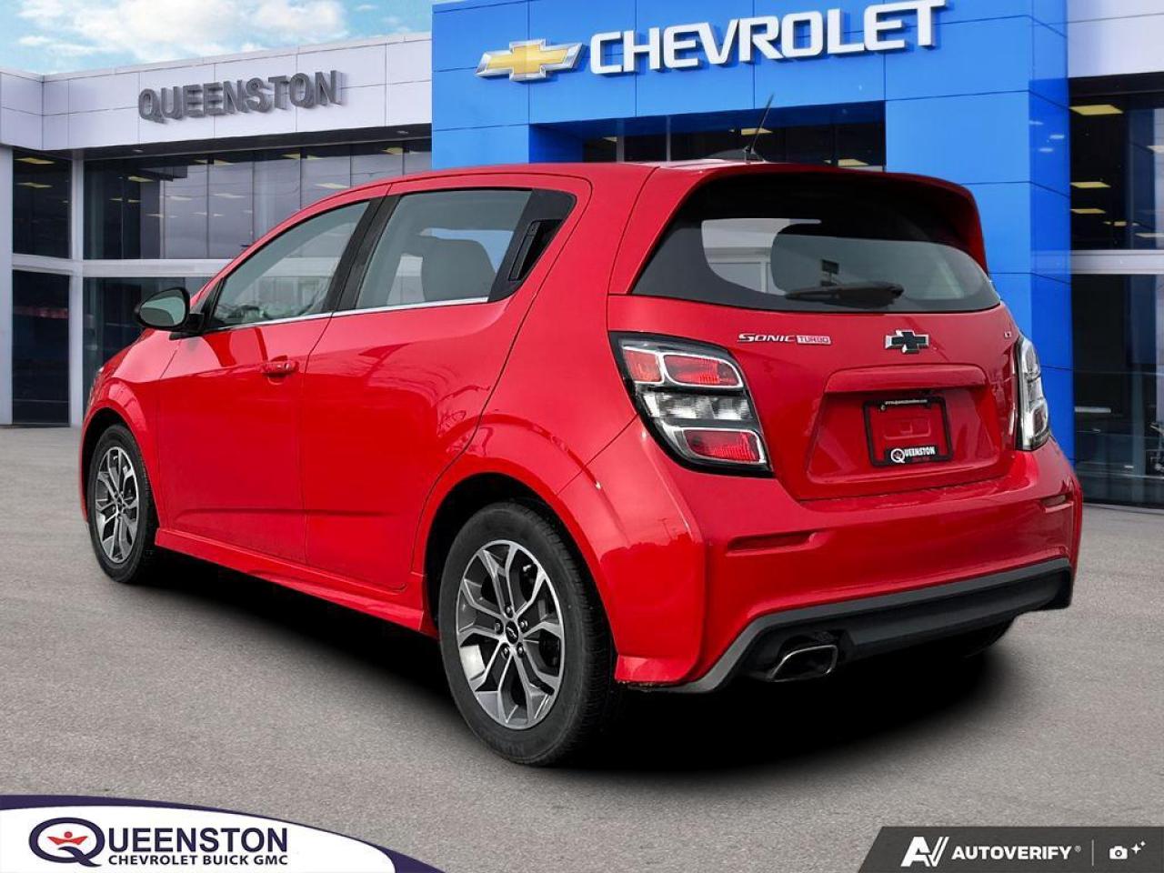 2018 Chevrolet Sonic LT   MANUAL   RS PKG   TURBO   SUNROOF   PUSH STRT Photo4