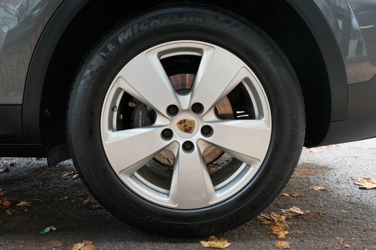 2019 Porsche Cayenne AWD Photo