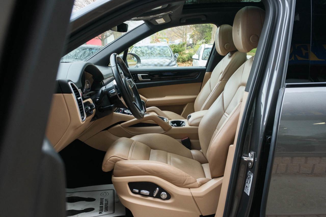 2019 Porsche Cayenne AWD Photo