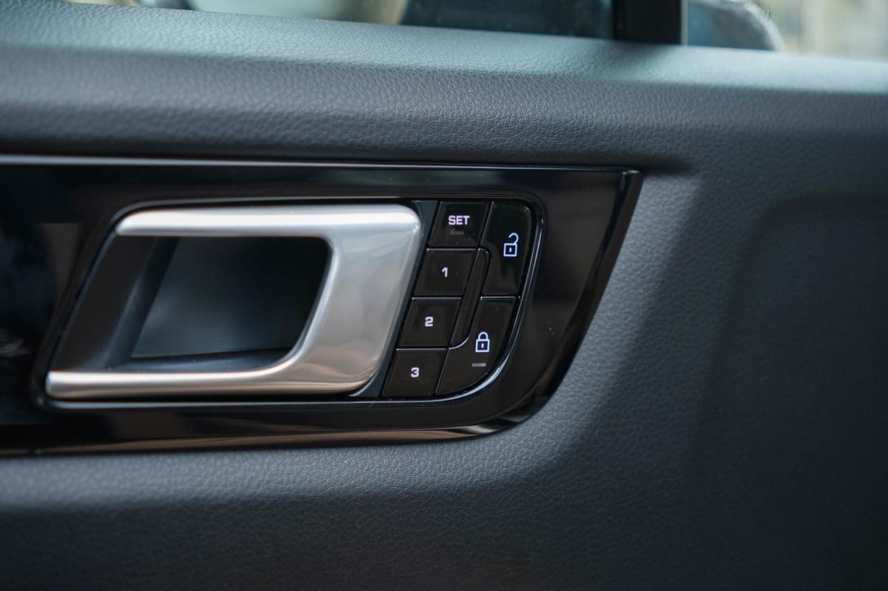 2019 Porsche Cayenne AWD Photo