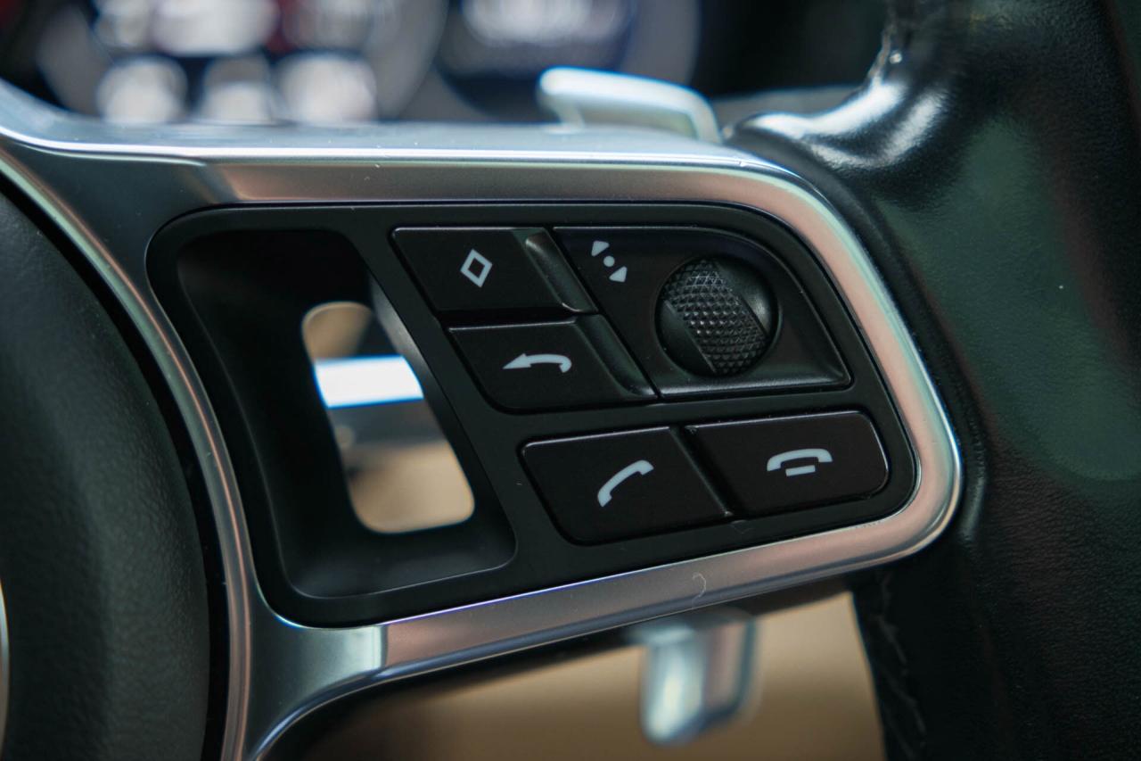 2019 Porsche Cayenne AWD Photo