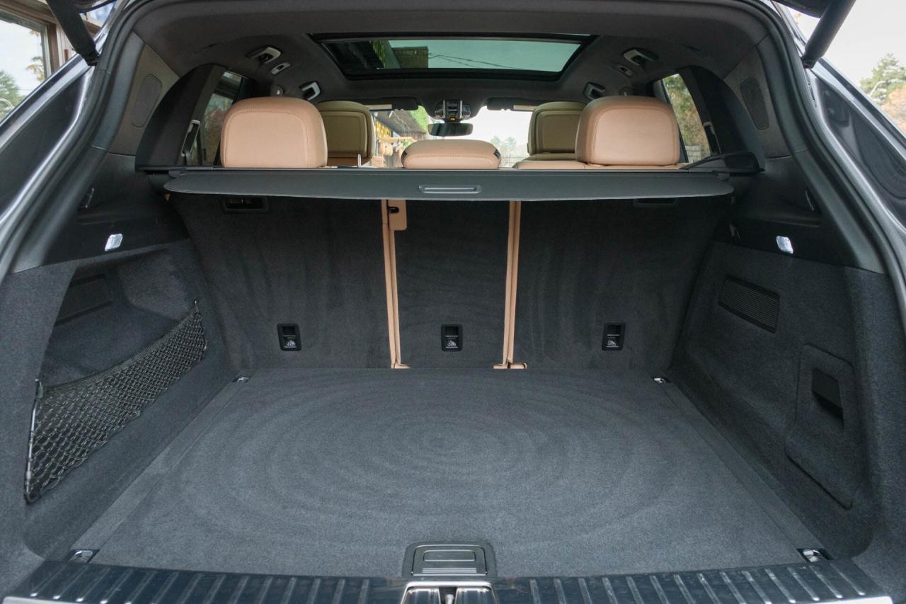 2019 Porsche Cayenne AWD Photo