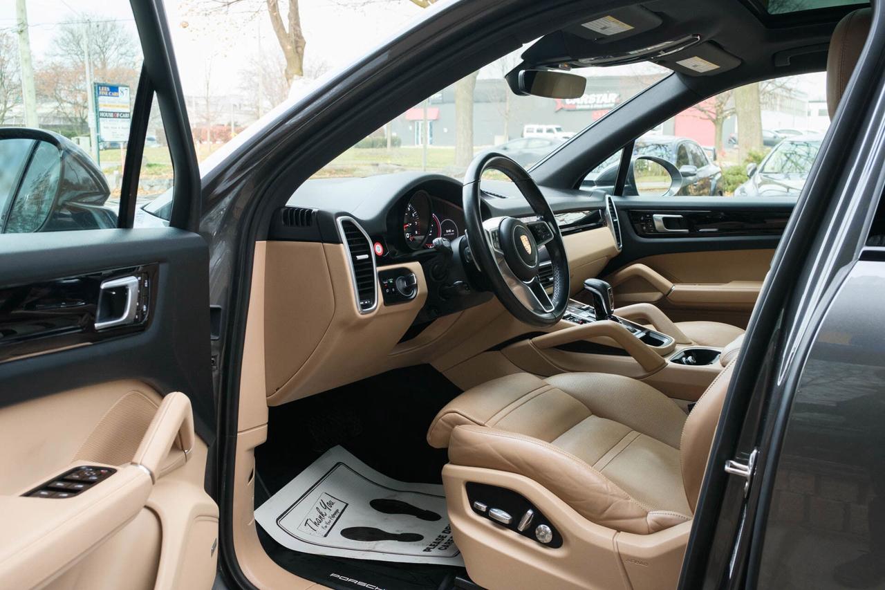 2019 Porsche Cayenne AWD Photo