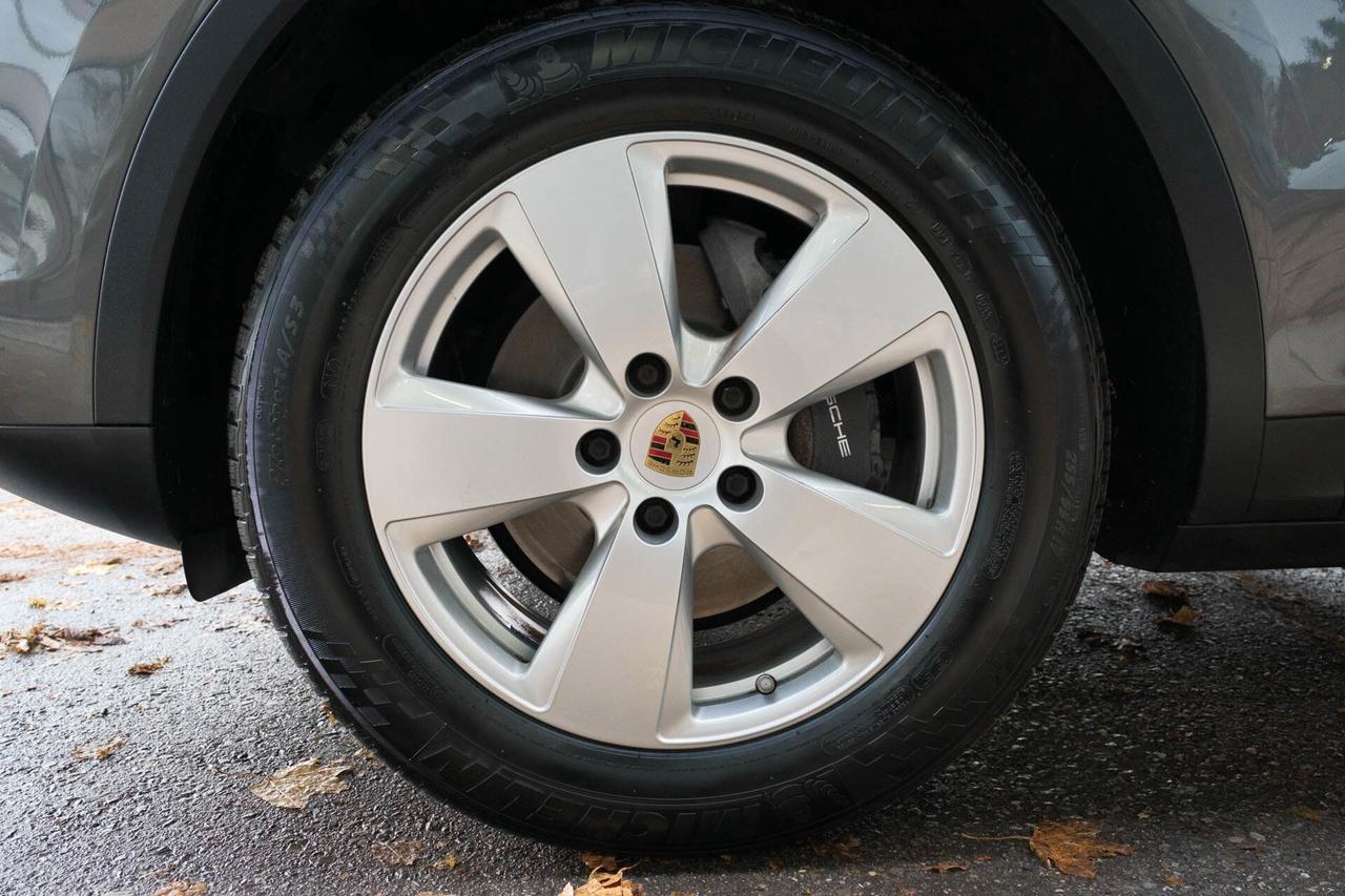 2019 Porsche Cayenne AWD Photo