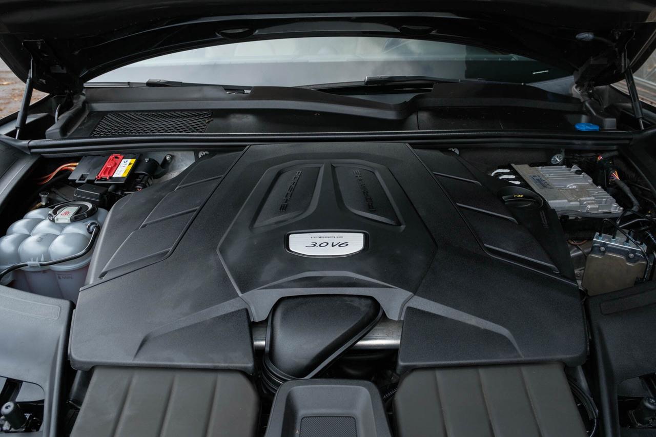 2019 Porsche Cayenne AWD Photo