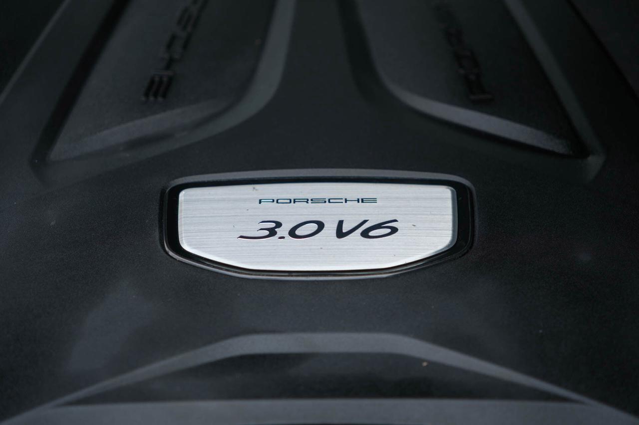 2019 Porsche Cayenne AWD Photo