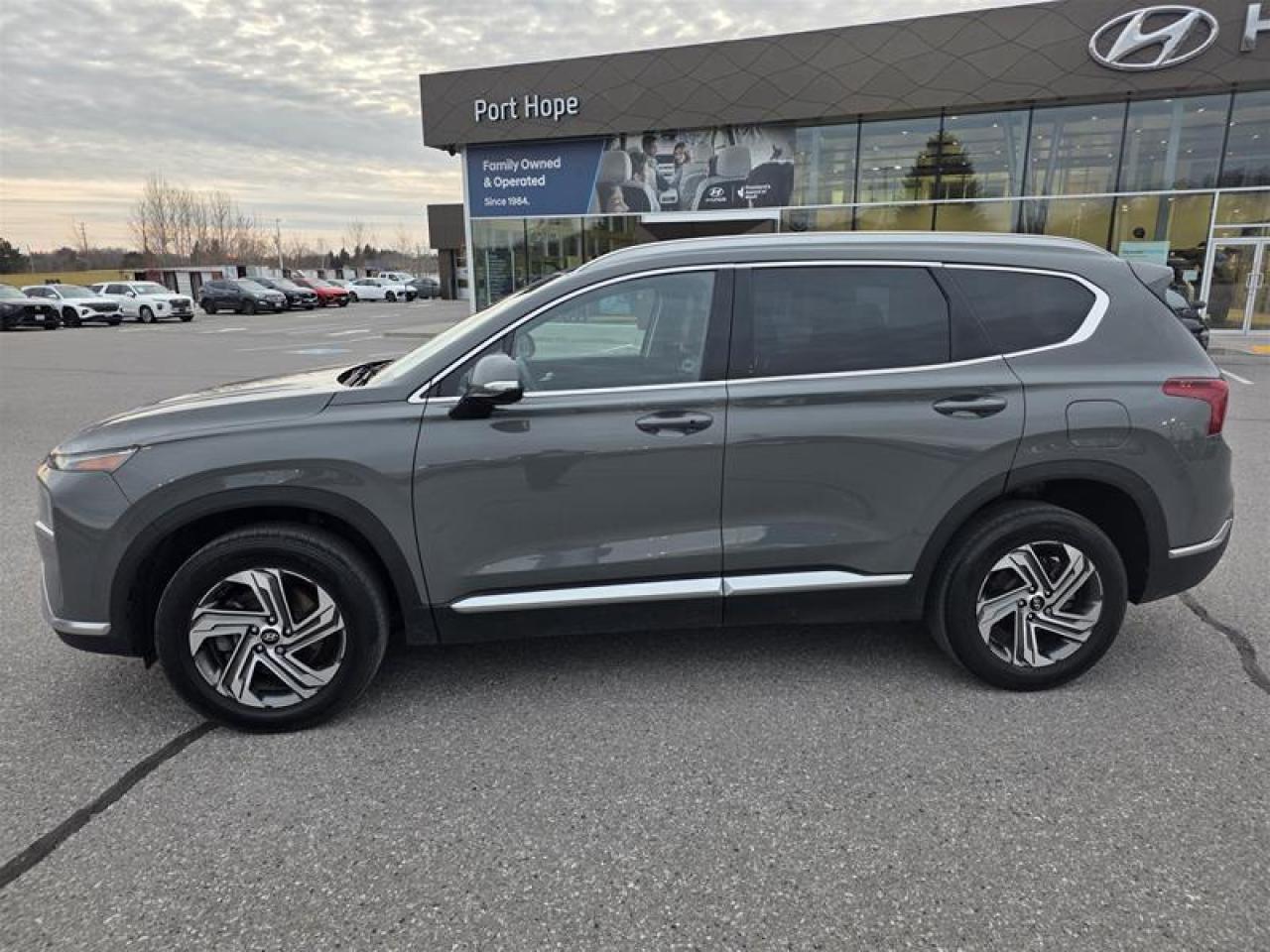 2021 Hyundai Santa Fe Preferred Trend AWD 2.5L Photo3