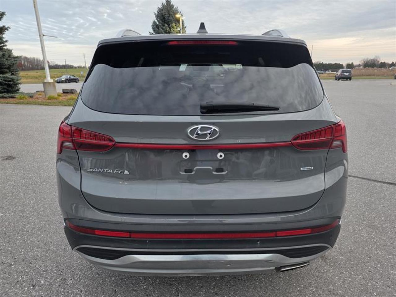 2021 Hyundai Santa Fe Preferred Trend AWD 2.5L Photo4